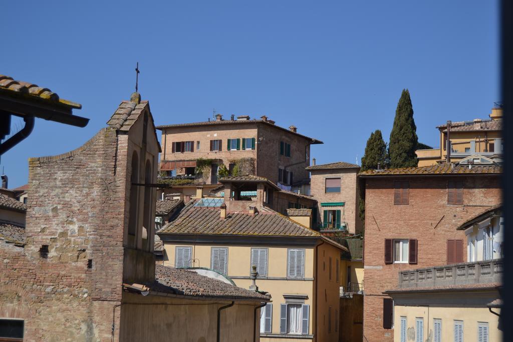 Hotel La Casa Di Antonella Siena Exterior foto